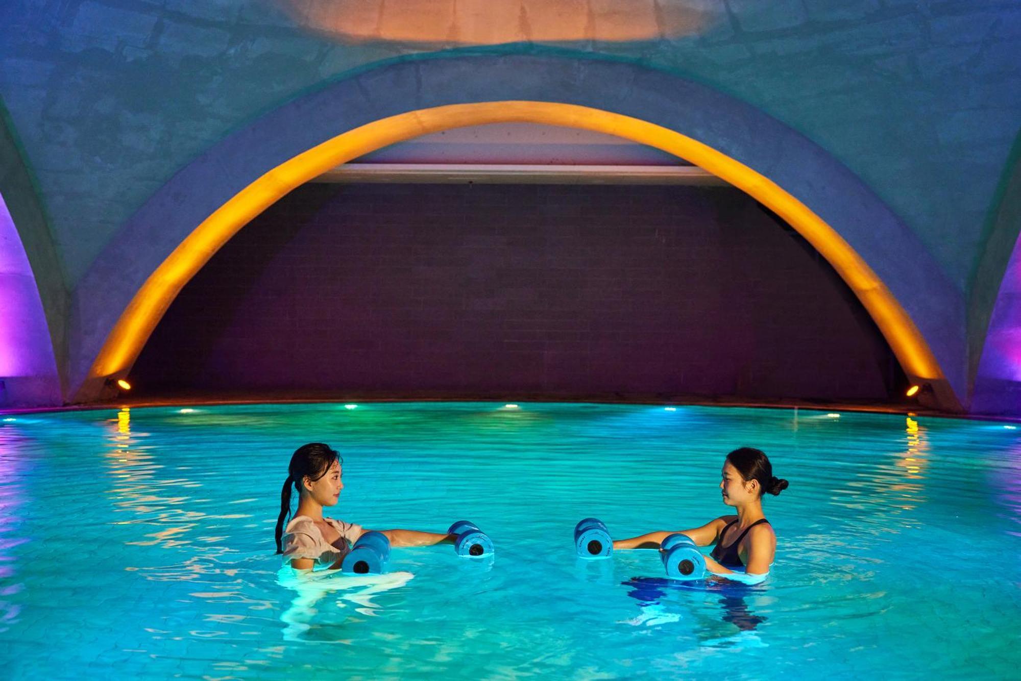 We Hotel Jeju Согвипхо Экстерьер фото