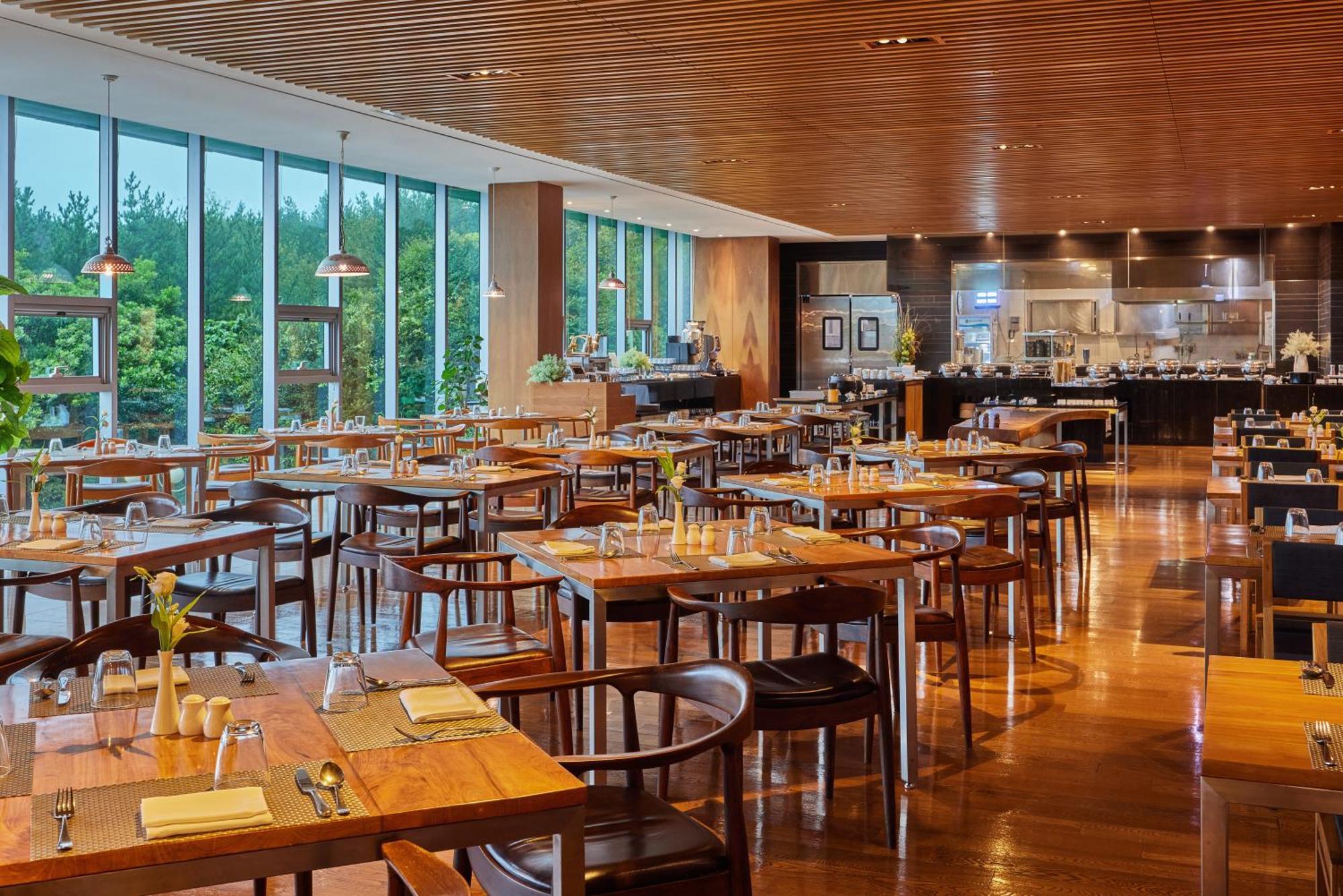 We Hotel Jeju Согвипхо Экстерьер фото